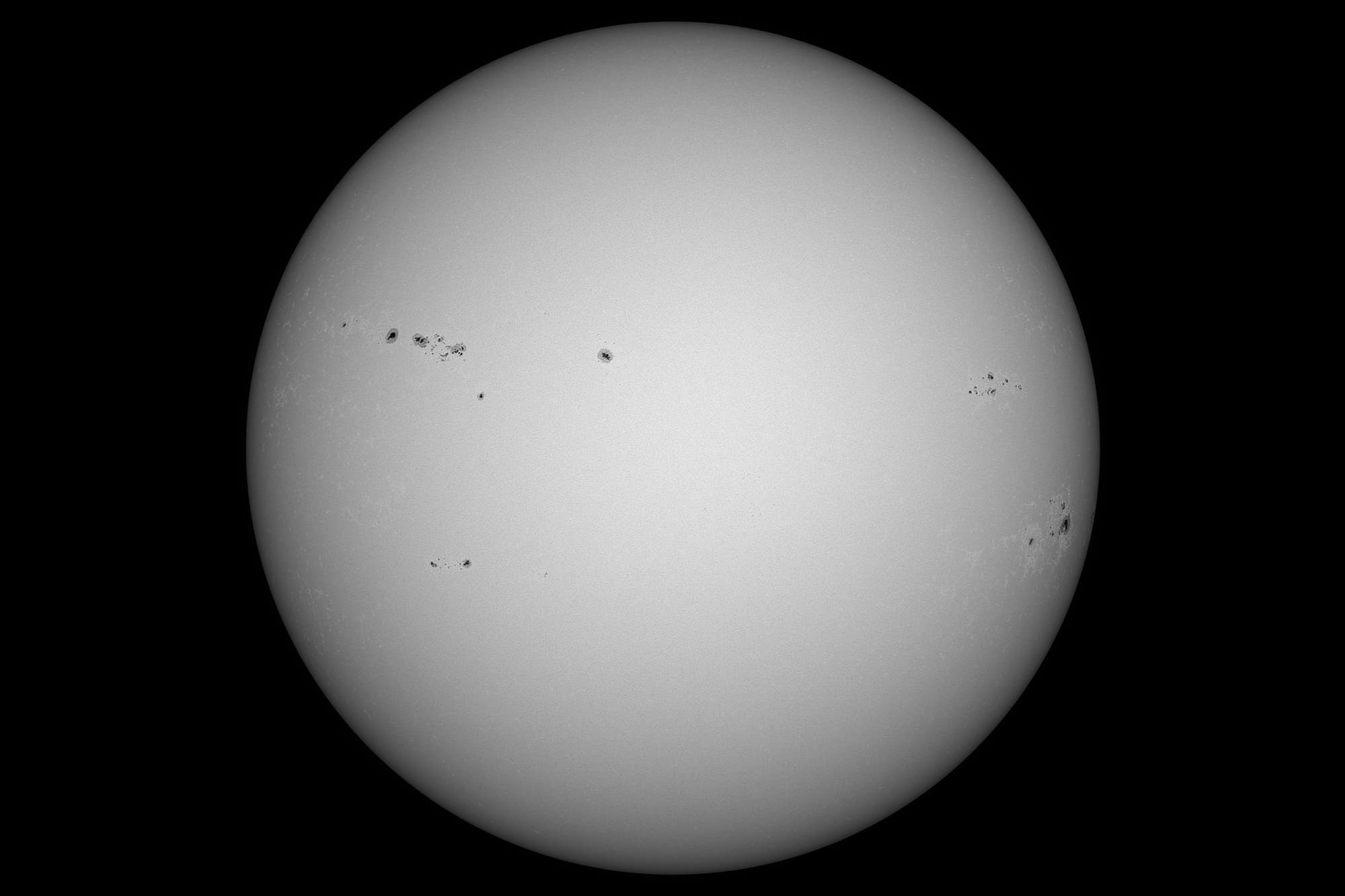 Sonne am 14. Juni 2025