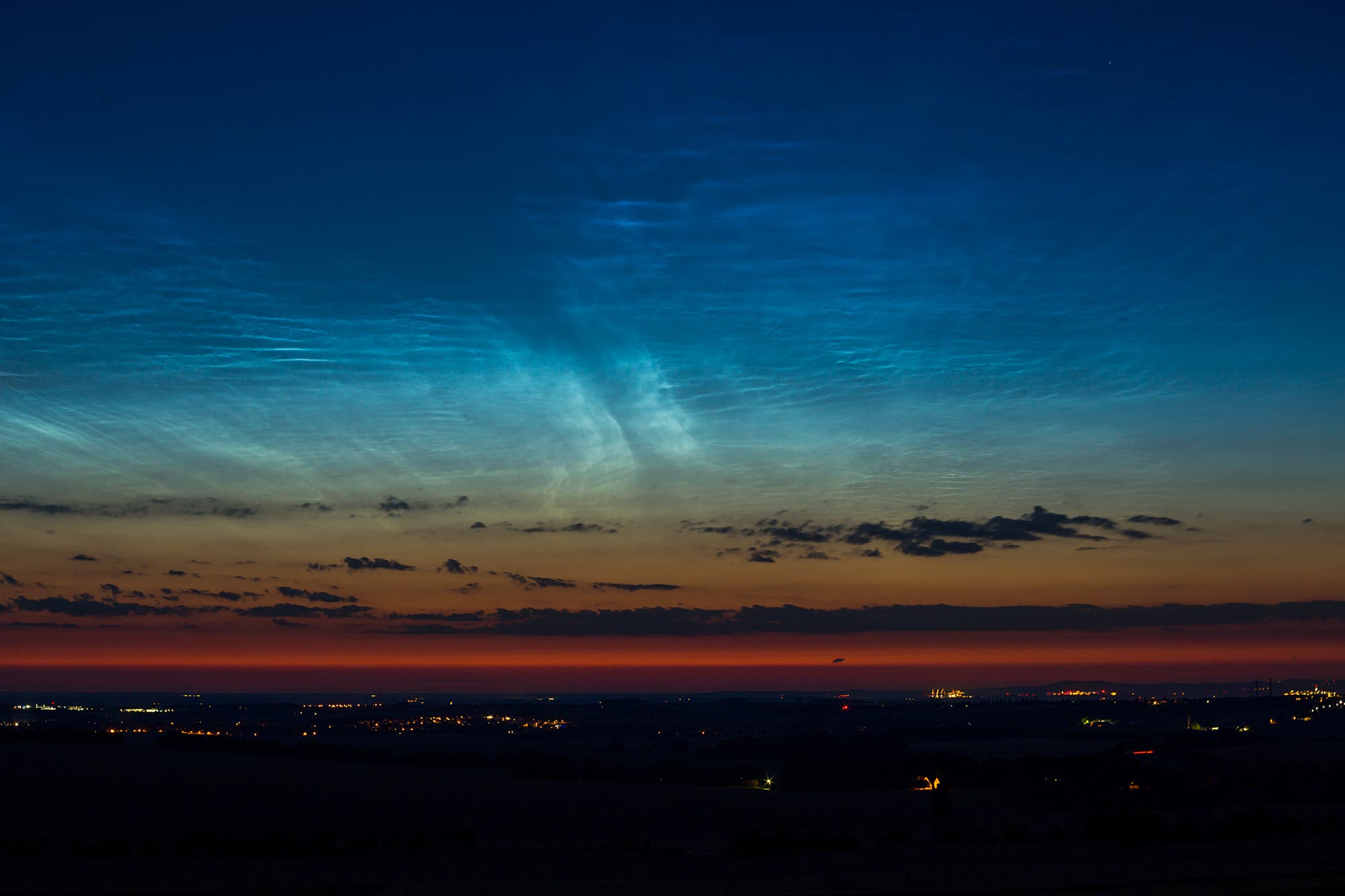 Leuchtende Nachtwolken III