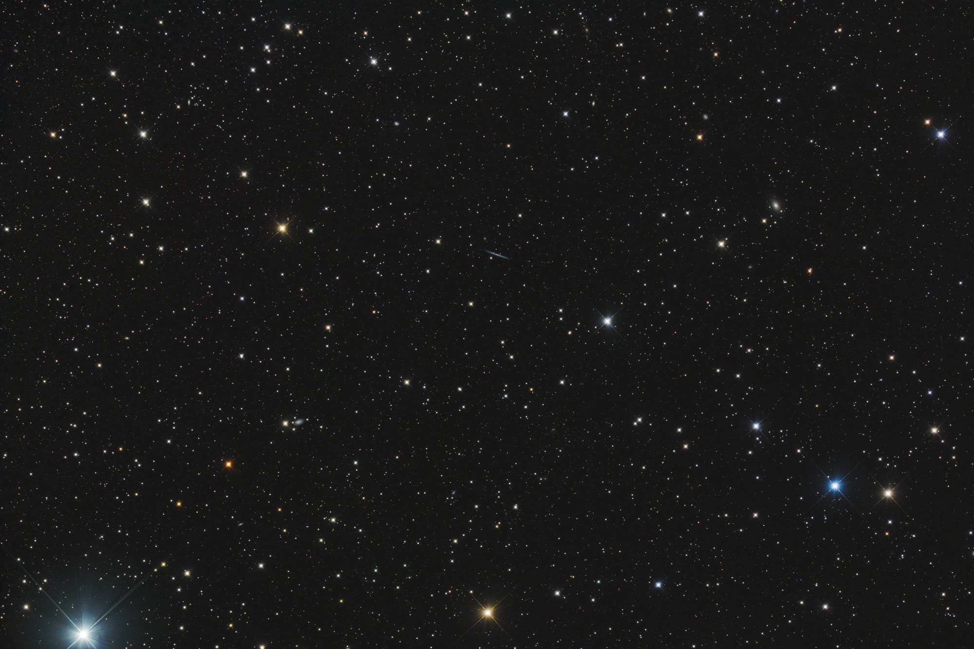 UGC 9242, eine superdünne Galaxie