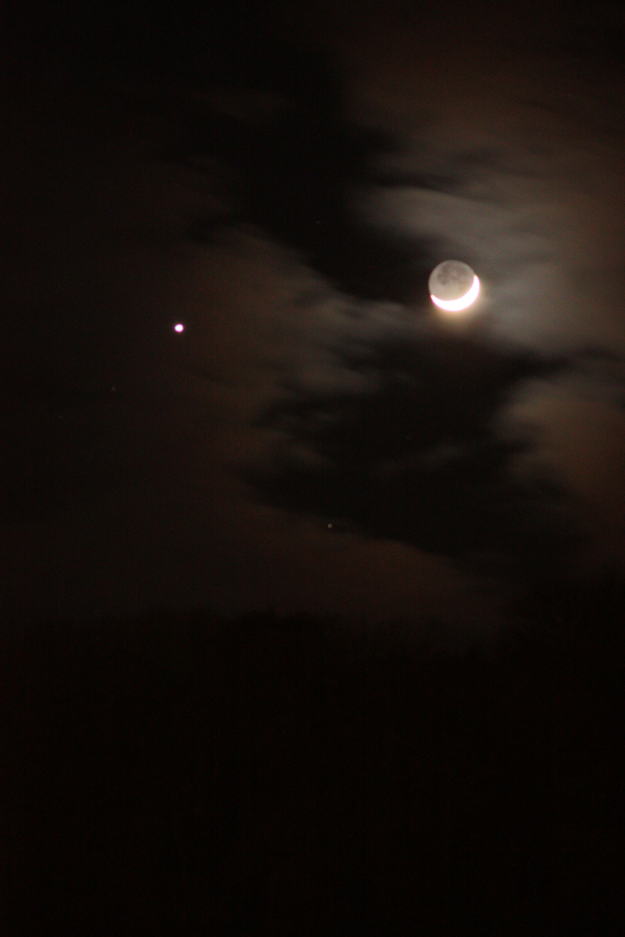 Venus und liegende Mondsichel -2-
