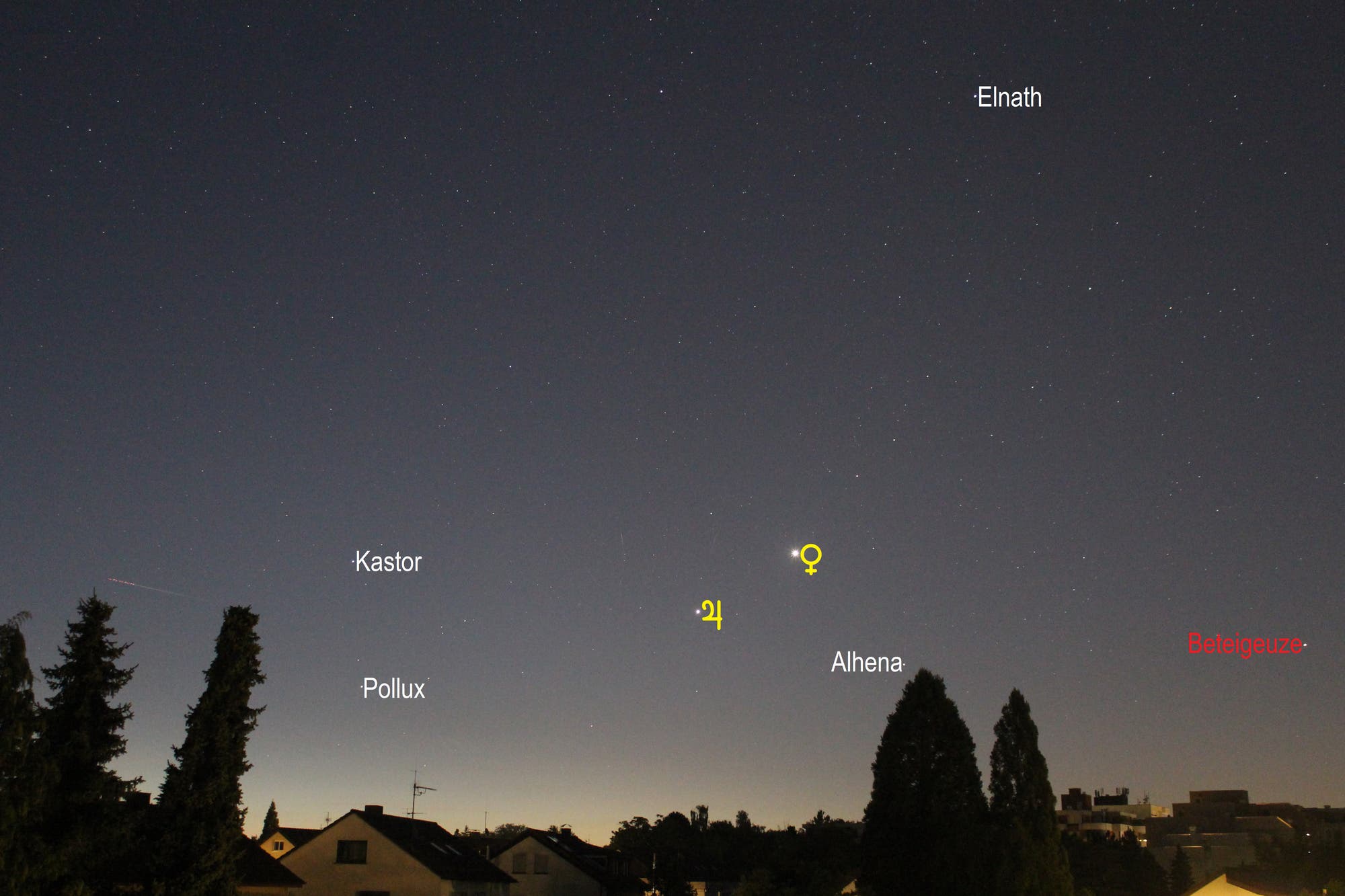 Venus und Jupiter im Sternbild Zwillinge (Objekte beschriftet)