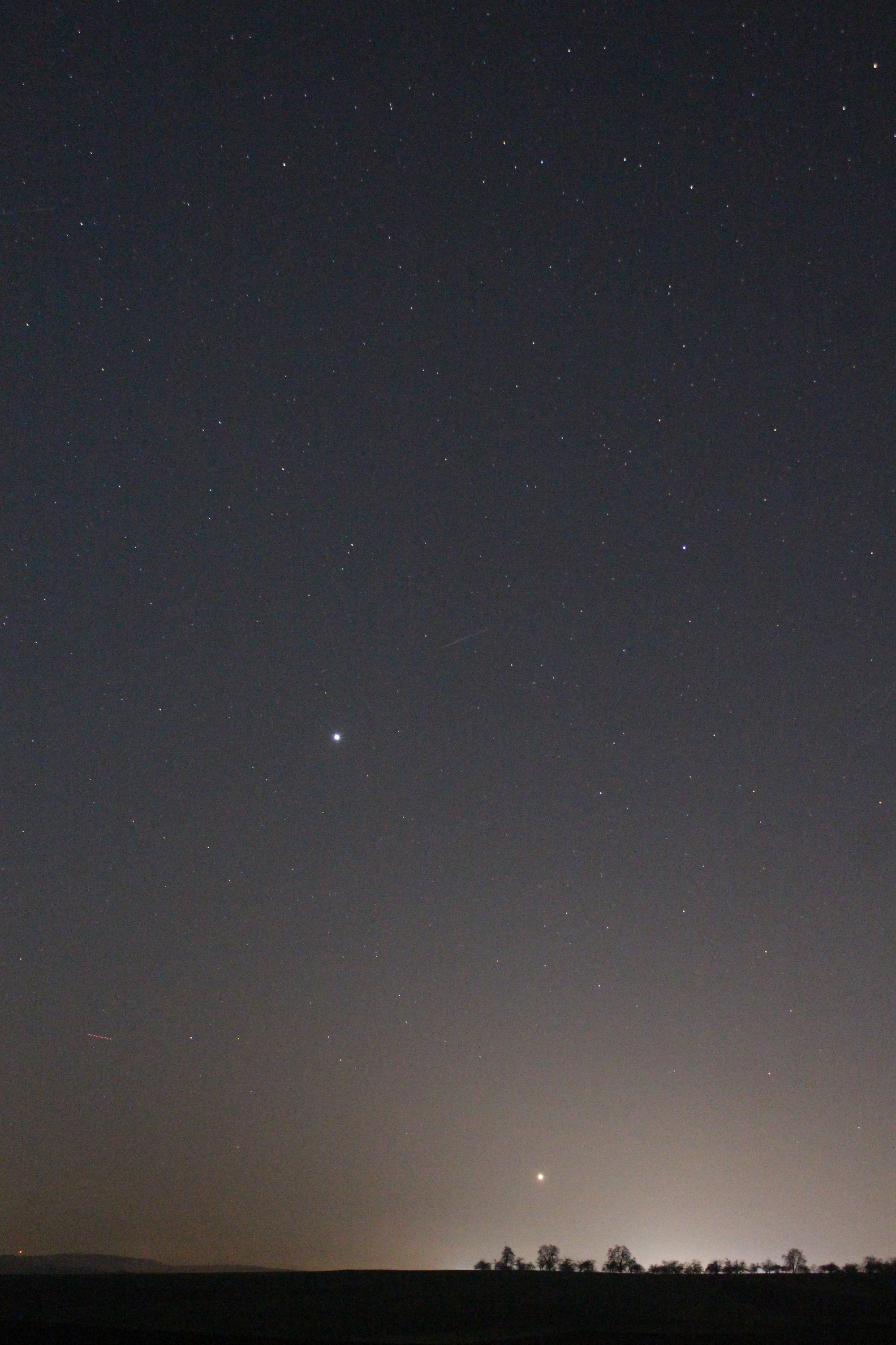 Venus und Jupiter am Abendhimmel