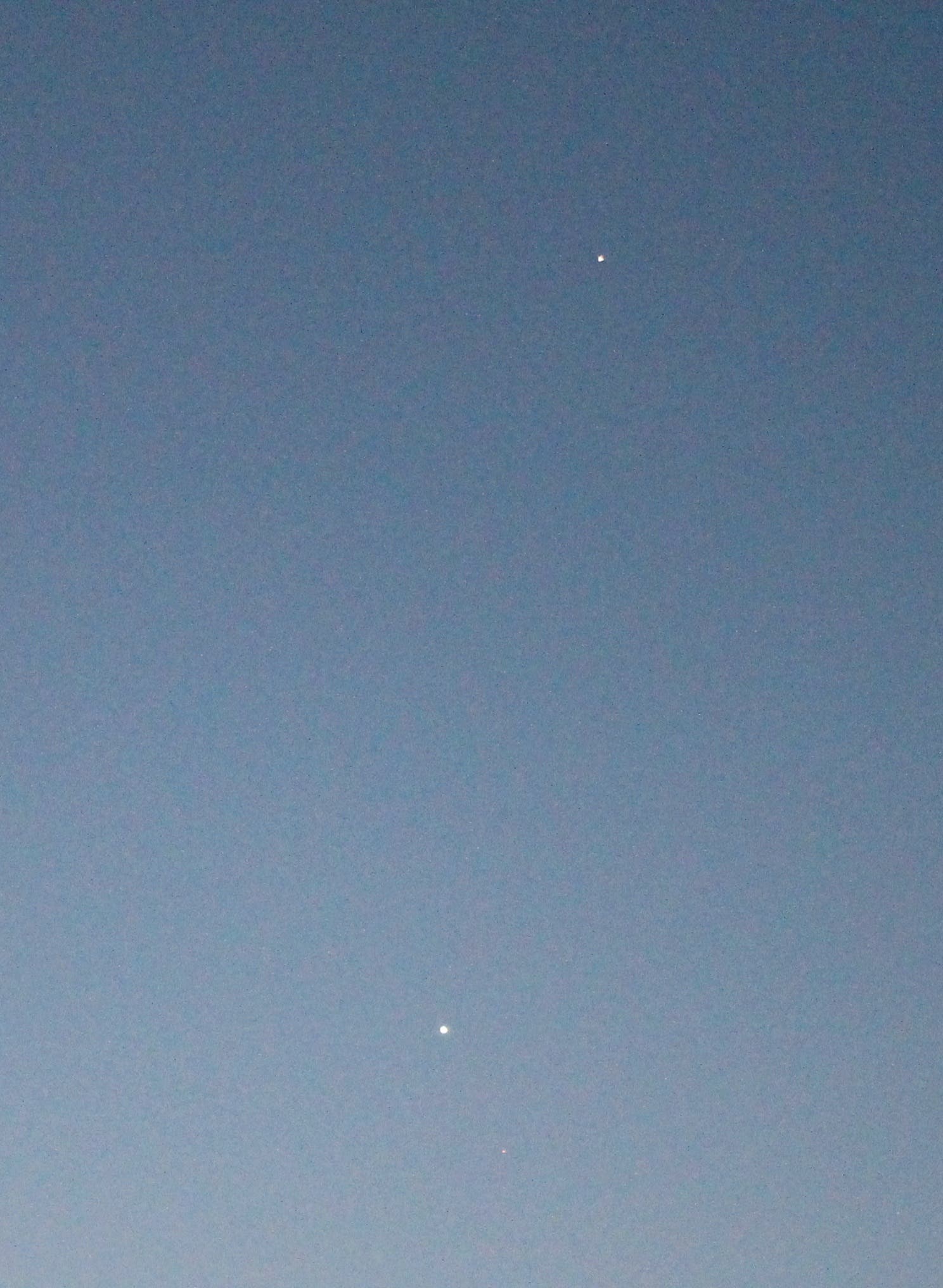 Venus, Jupiter und Aldebaran am Morgenhimmel