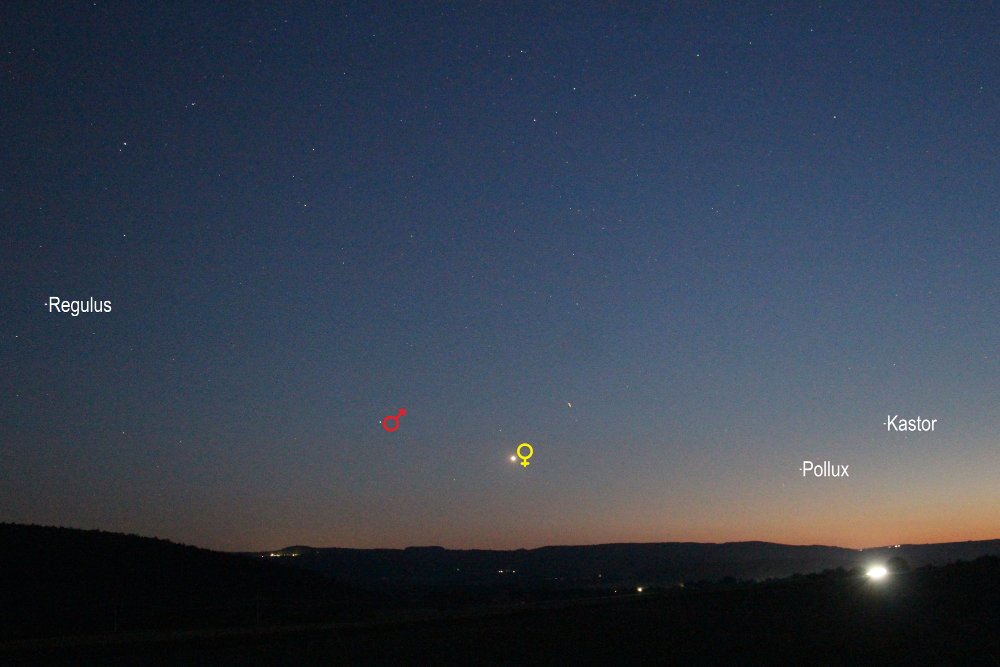 Venus und Mars am Abendhimmel über der Rhön (Objekte beschriftet)