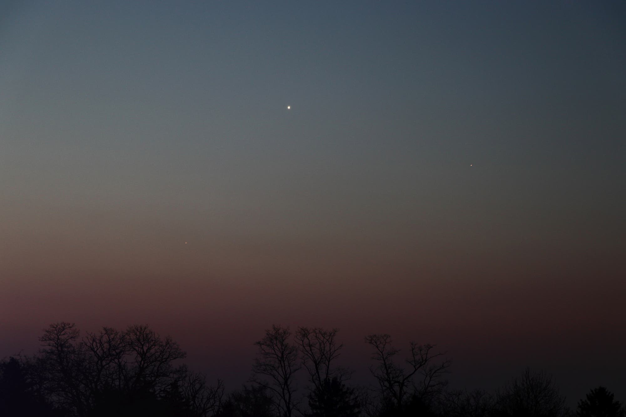 Venus, Mars, Saturn am Morgenhimmel