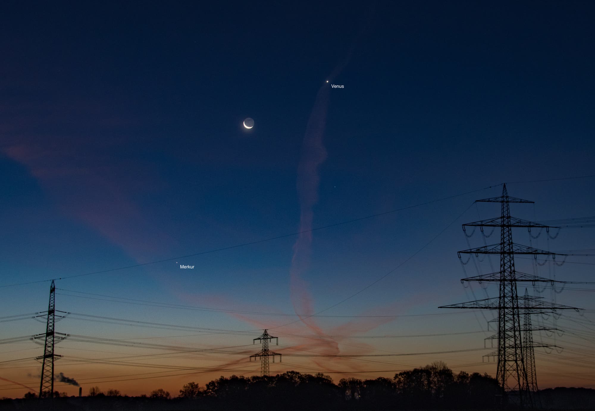 Mond, Venus und Merkur in der Morgendämmerung über Werne