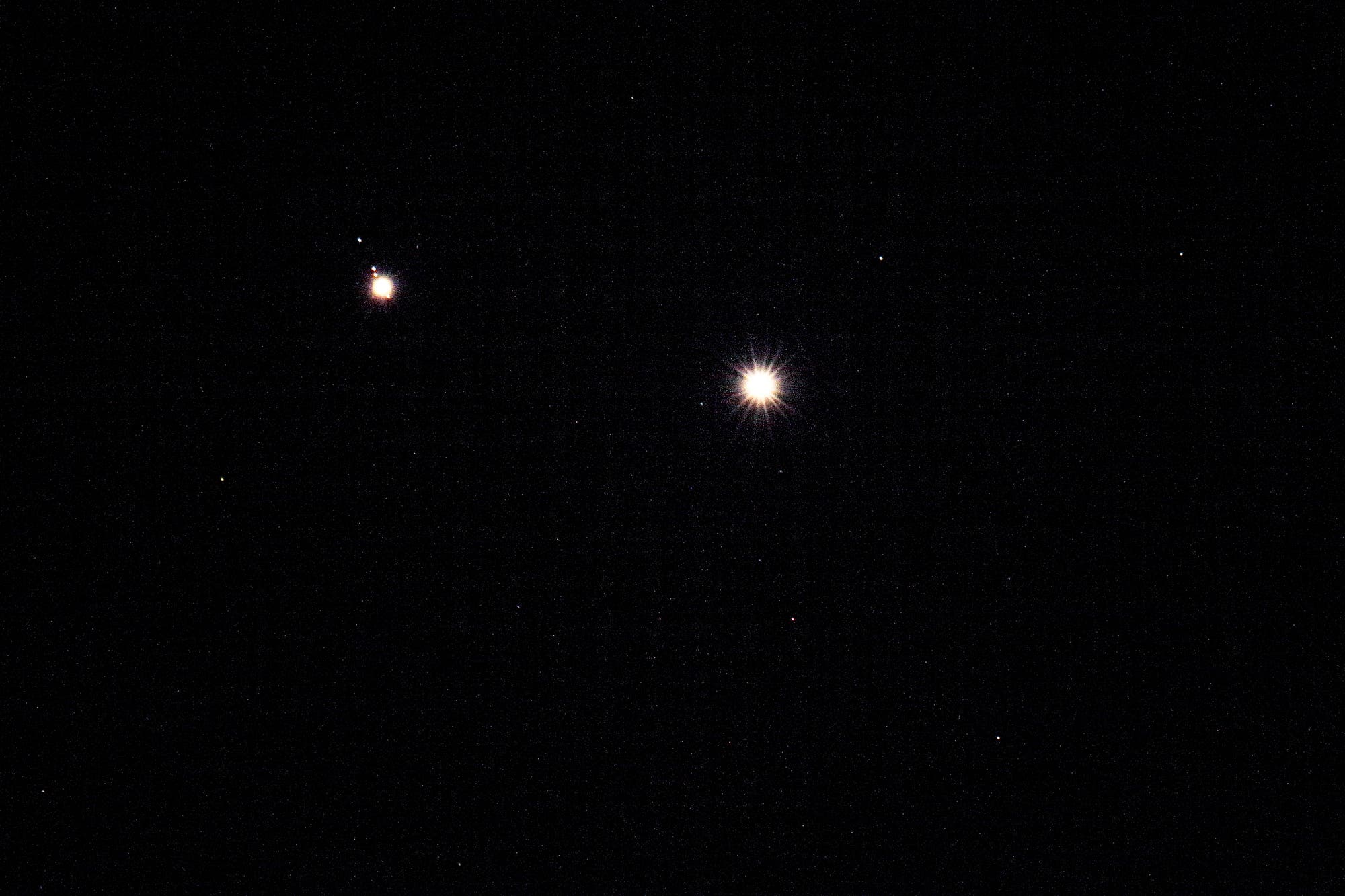 Jupiter mit Monden & Venus als Abendsterne