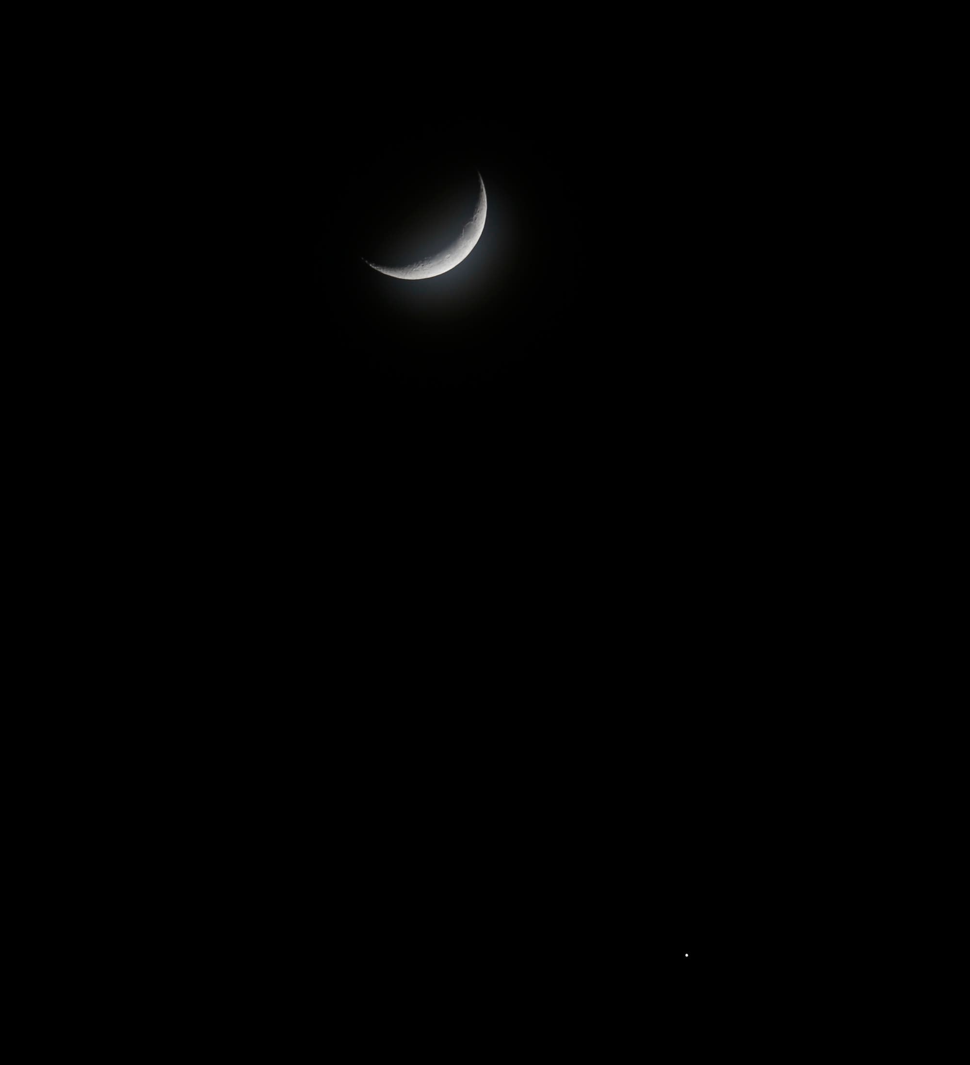 Venus und Mond am 23. April 2023