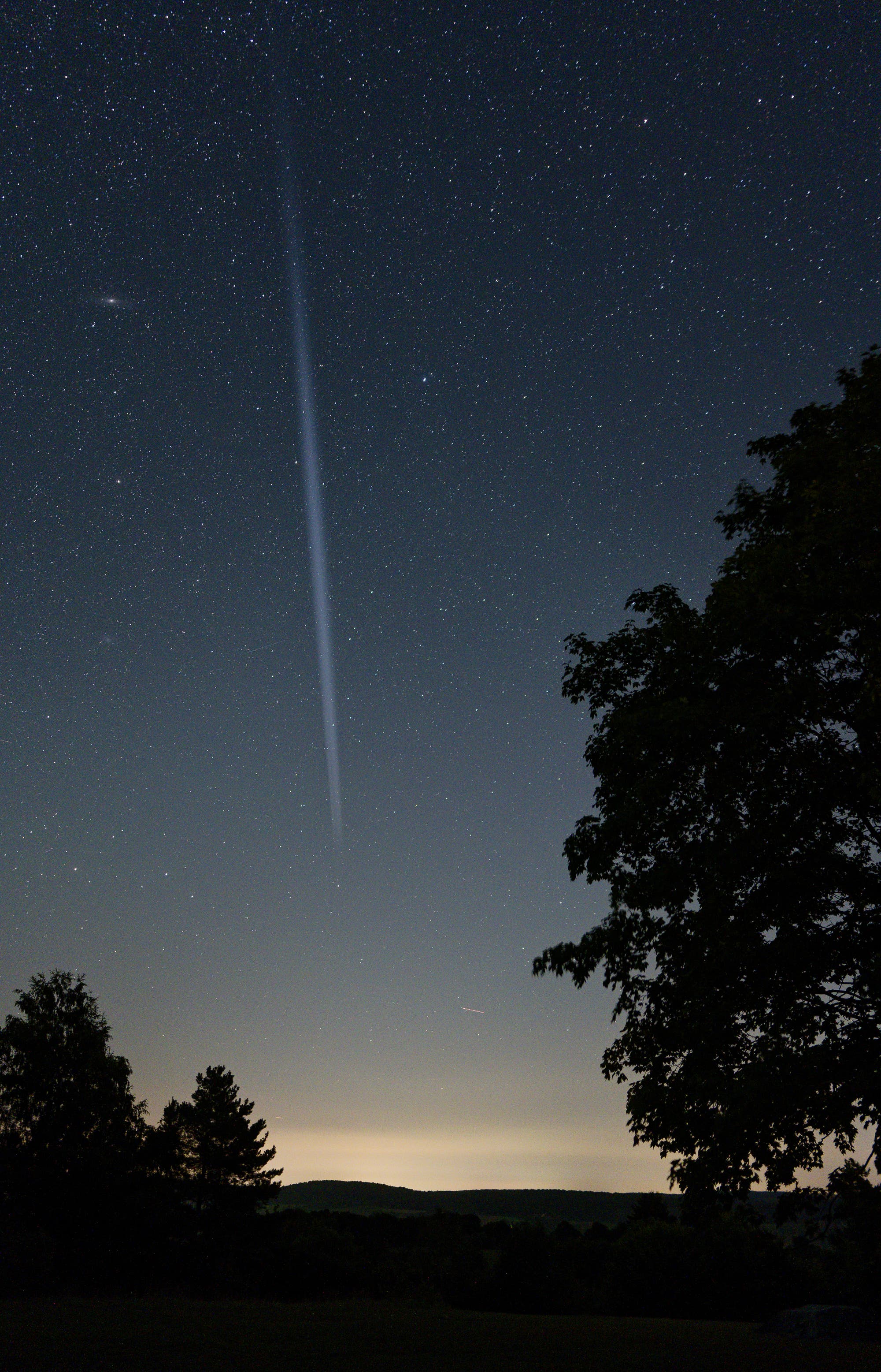 Treibstoffspur über Osthorizont