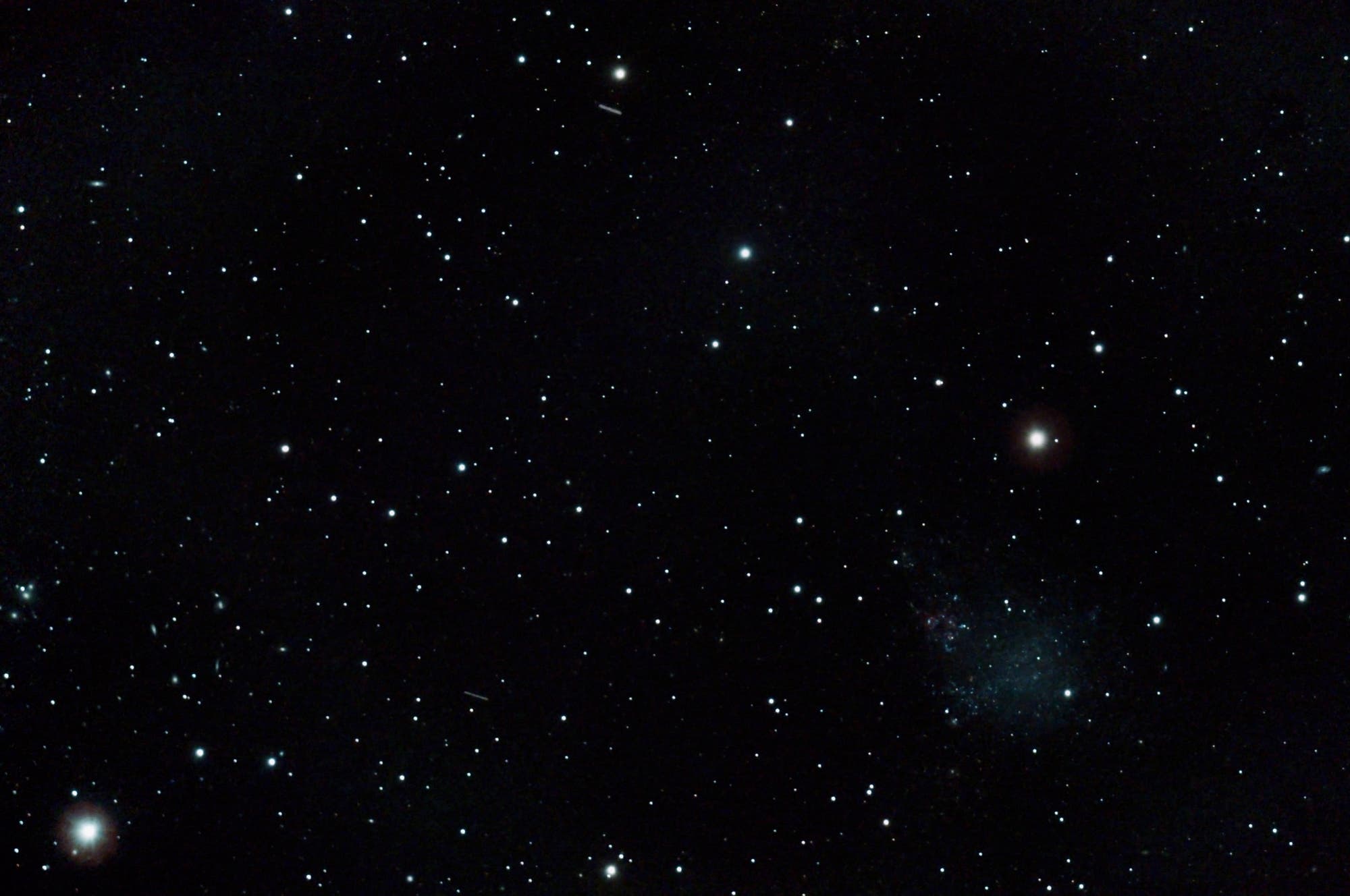 Zwei Kleinplaneten bei IC 1613