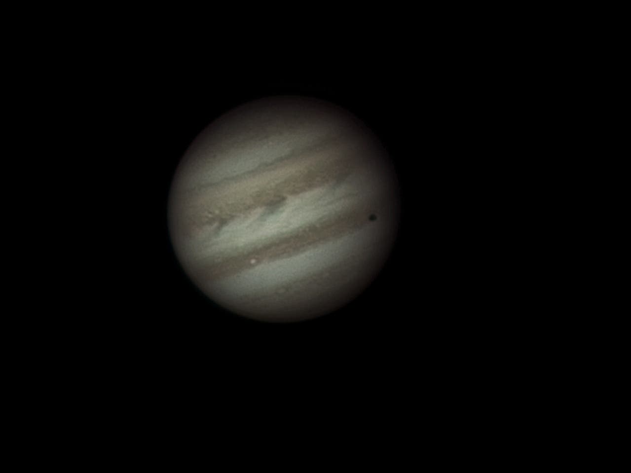 Jupiter und Ios Schatten