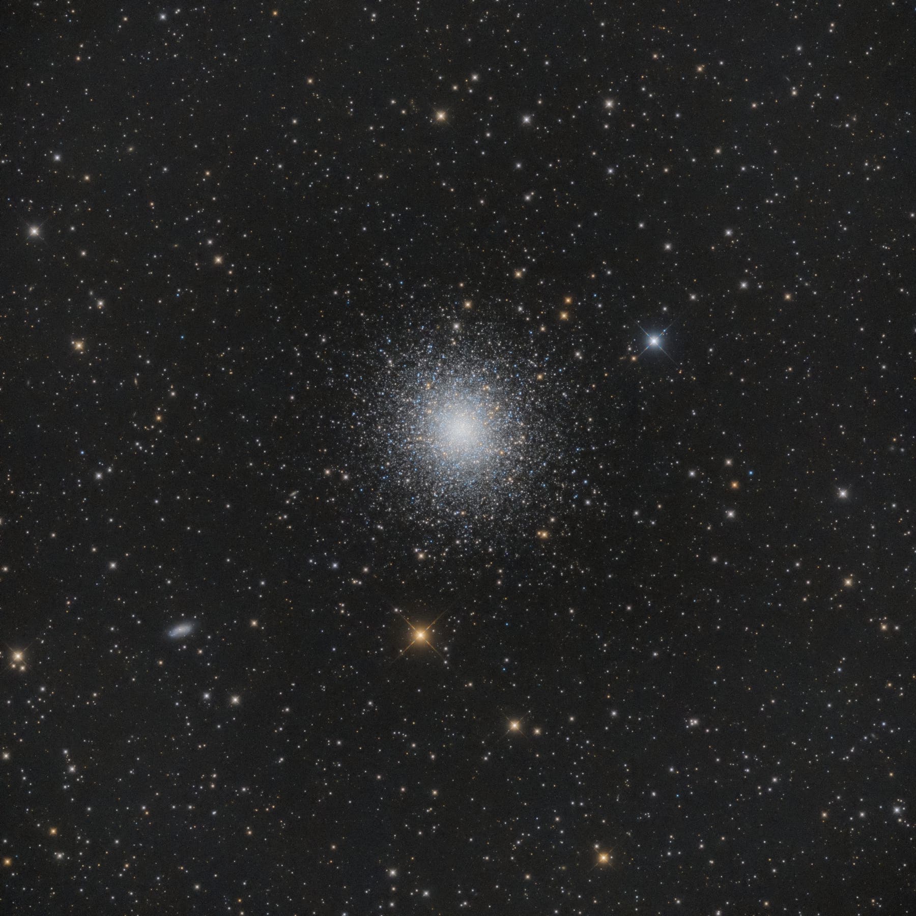Herkules-Haufen (Messier 13)
