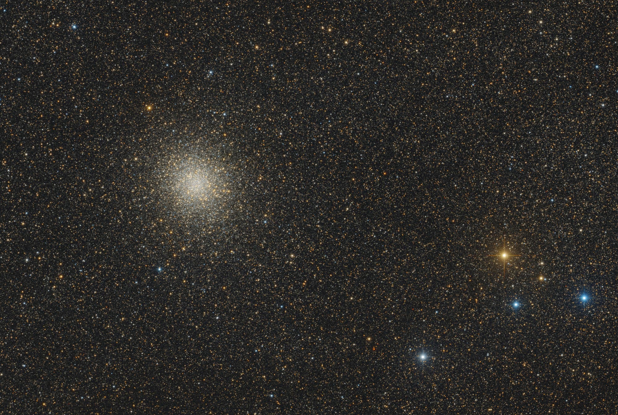 Messier 22 – einer von ca. 150 Kugelsternhaufen