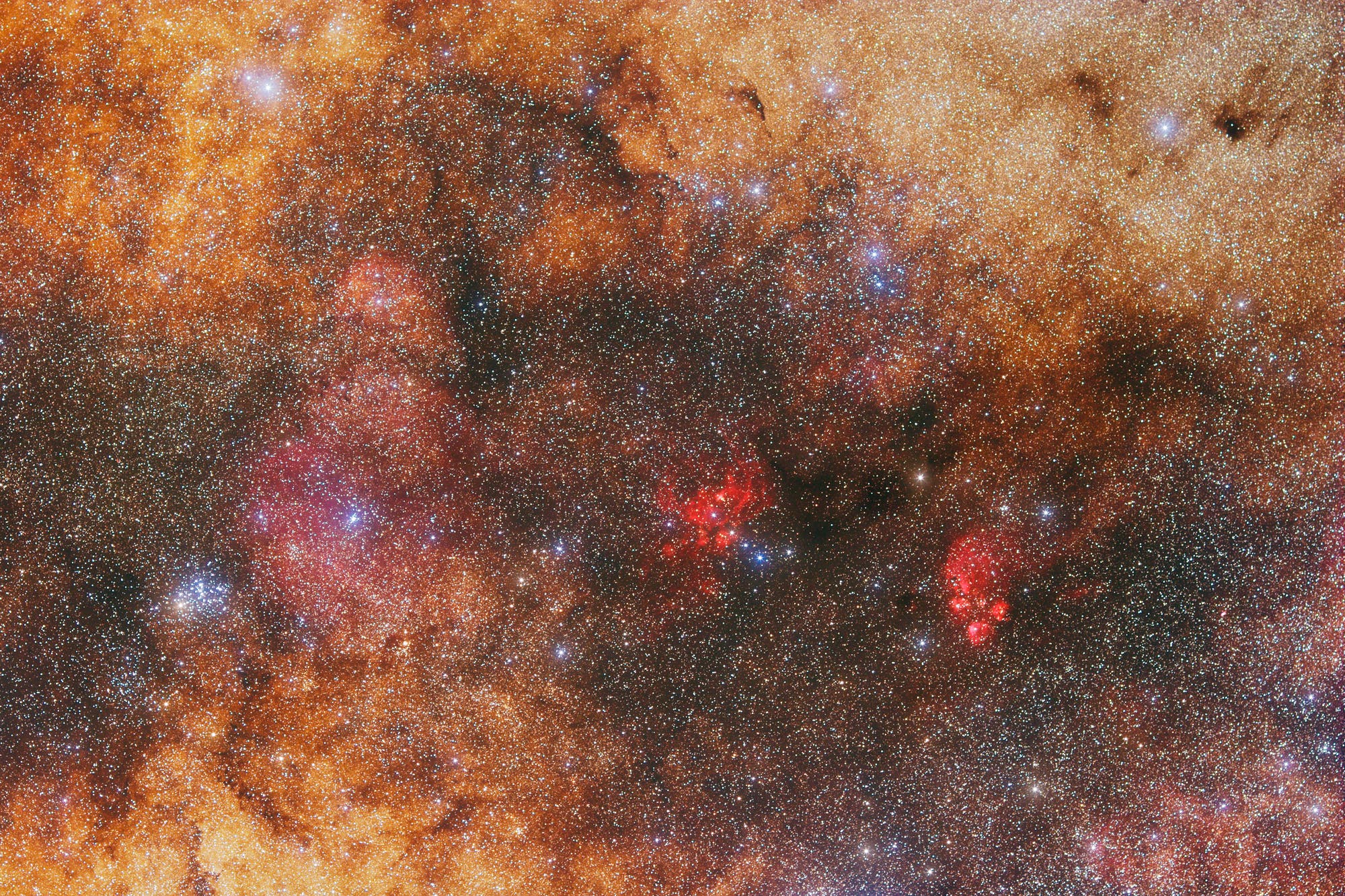 Katzenpfotennebel (NGC 6334) mit Begleiter (NGC 6357)