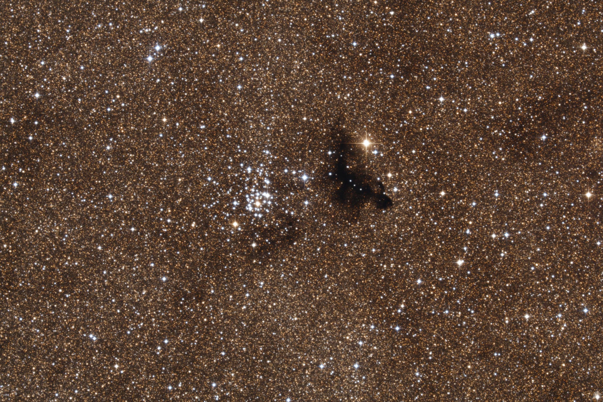 NGC 6520 mit B 86