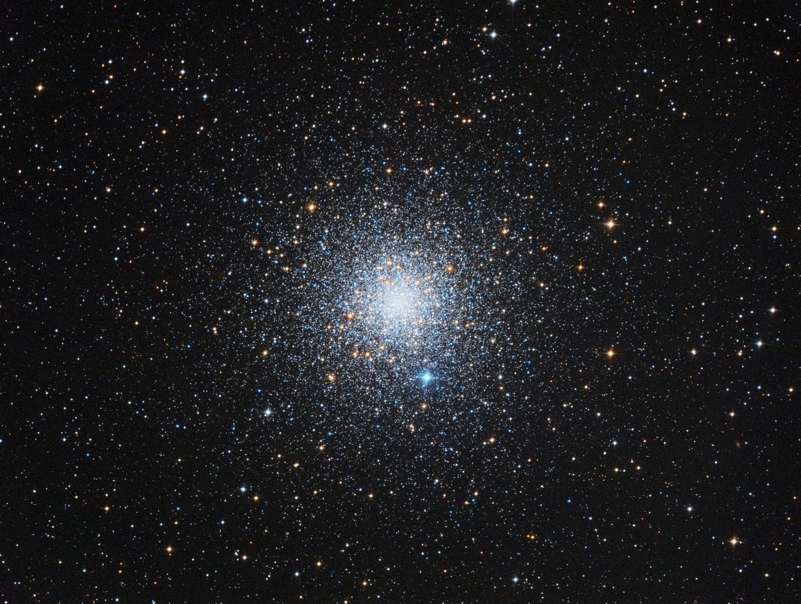 NGC 6752 - Kugelsternhaufen im Sternbild Pfau