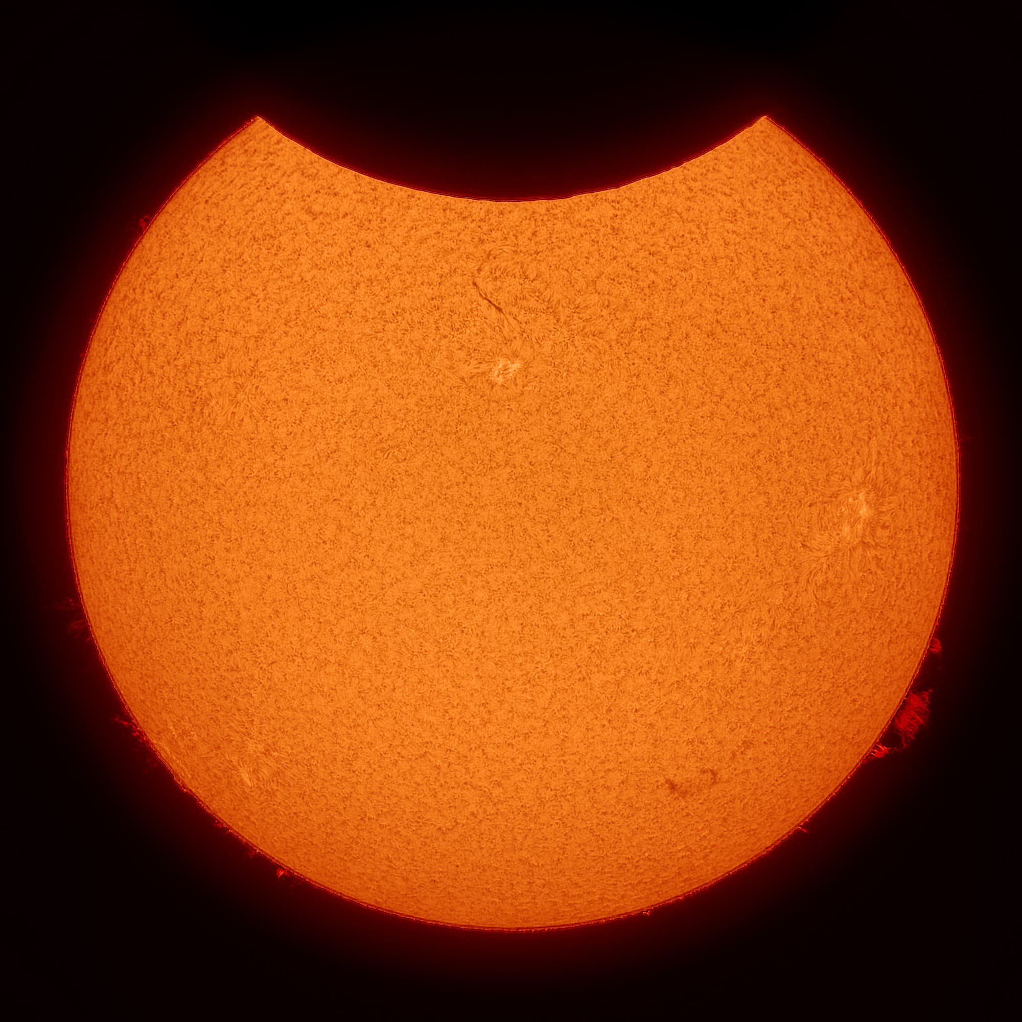 Partielle Sonnenfinsternis am 10. Juni 2021 (neu bearbeitet)