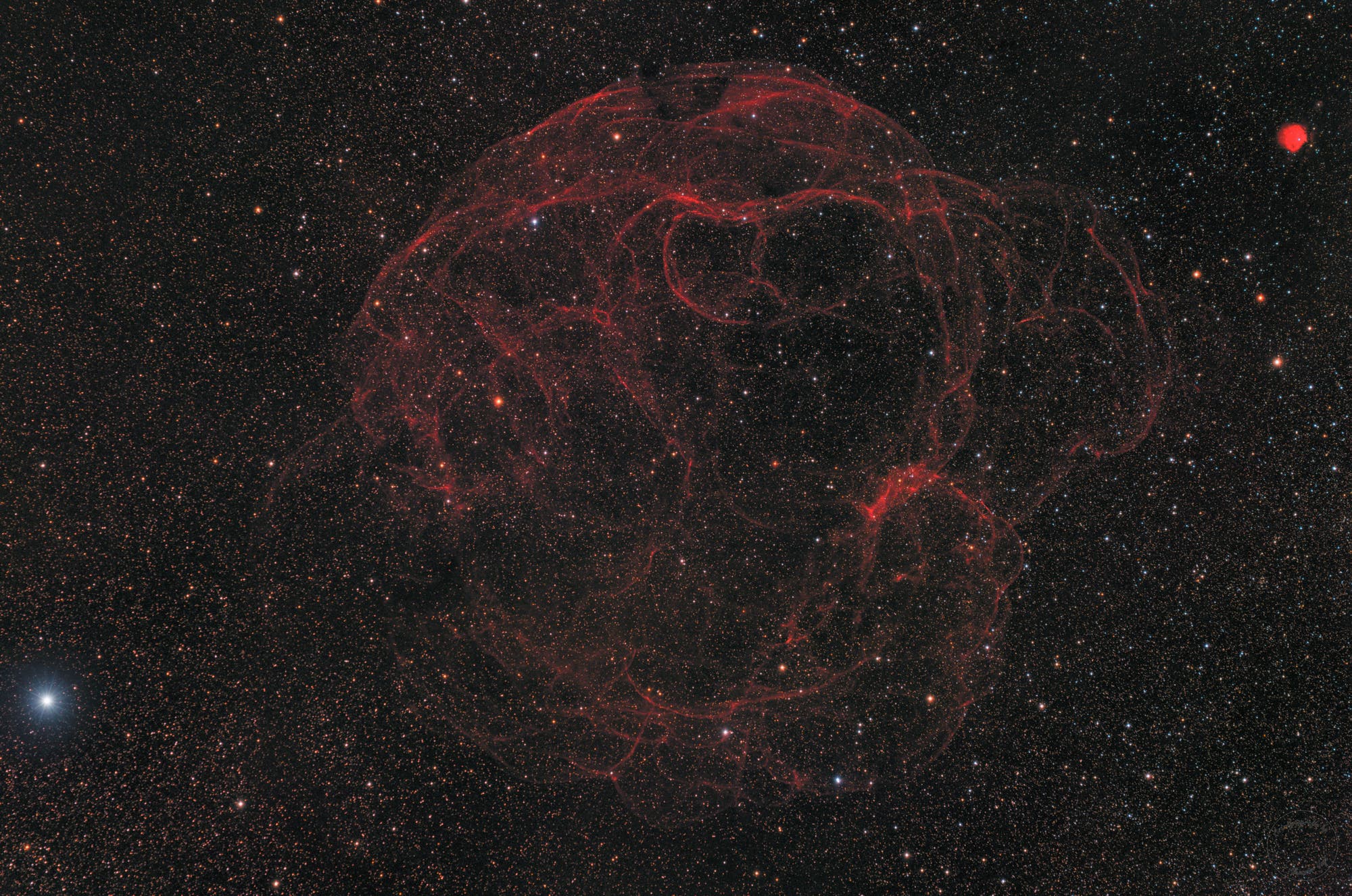 Sh2-240; Simeis 147 (Spaghetti Nebula)