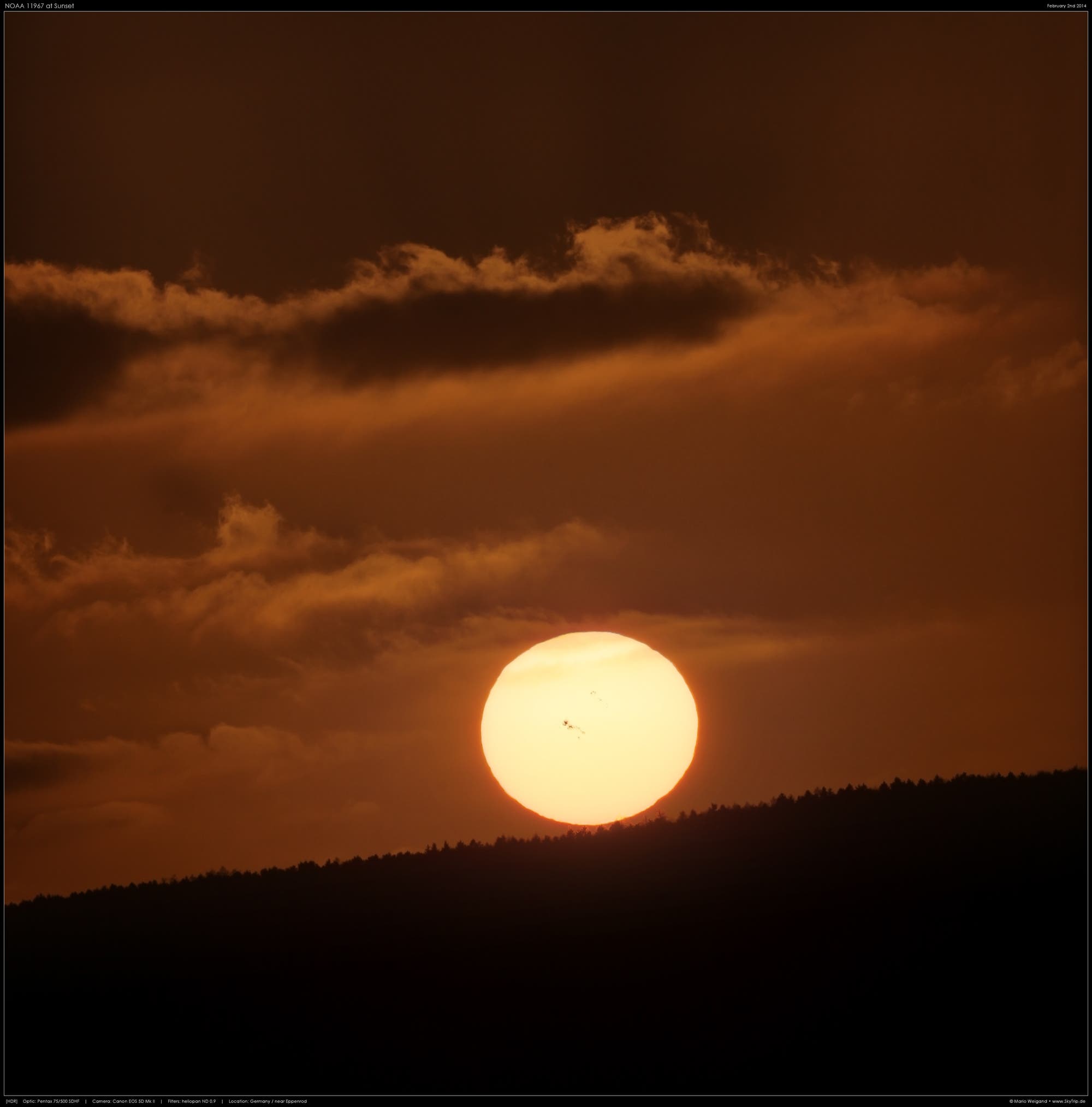 Die große Fleckengruppe NOAA 11967 bei Sonnenuntergang