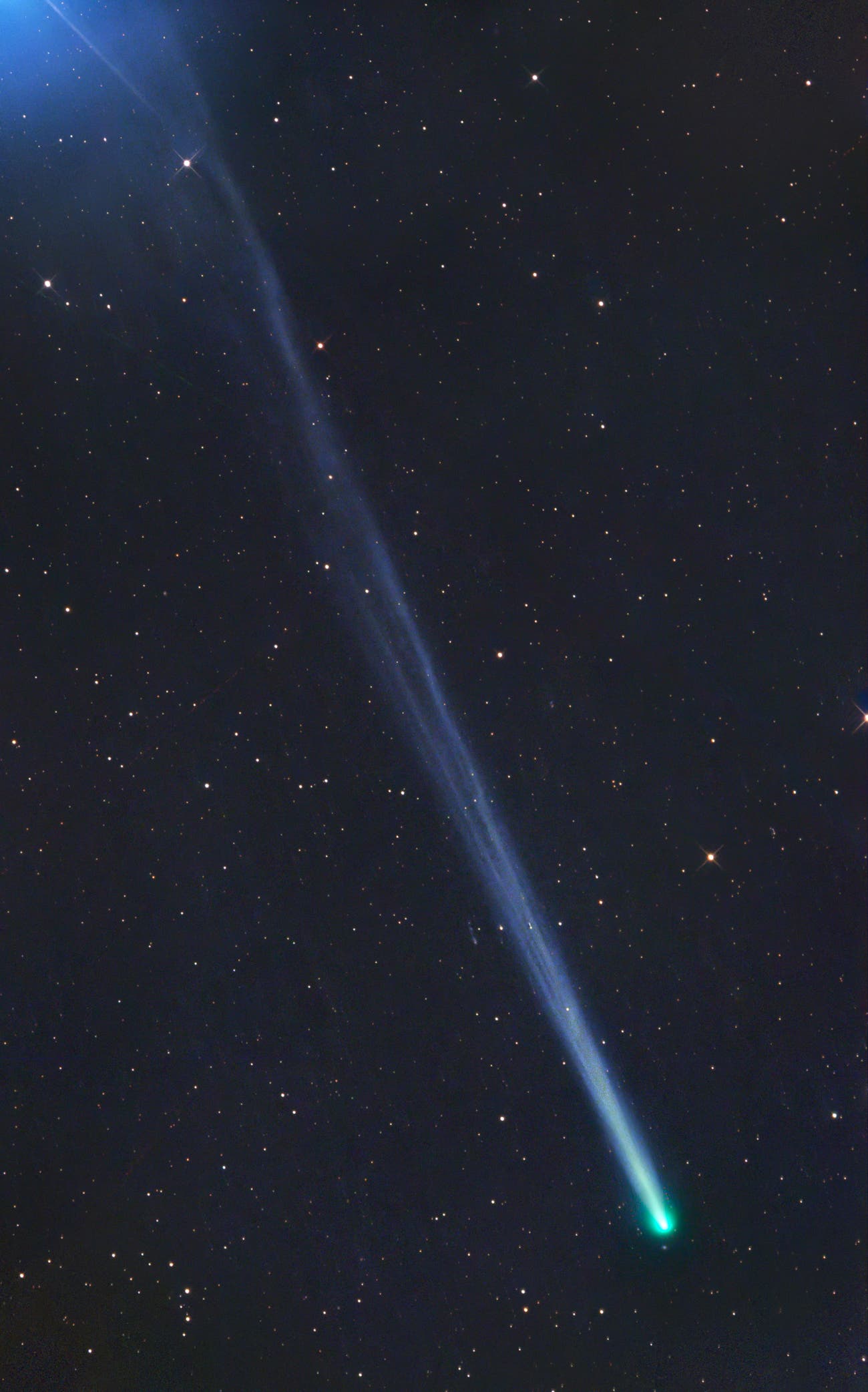 Komet C/2025 R2 (SWAN)