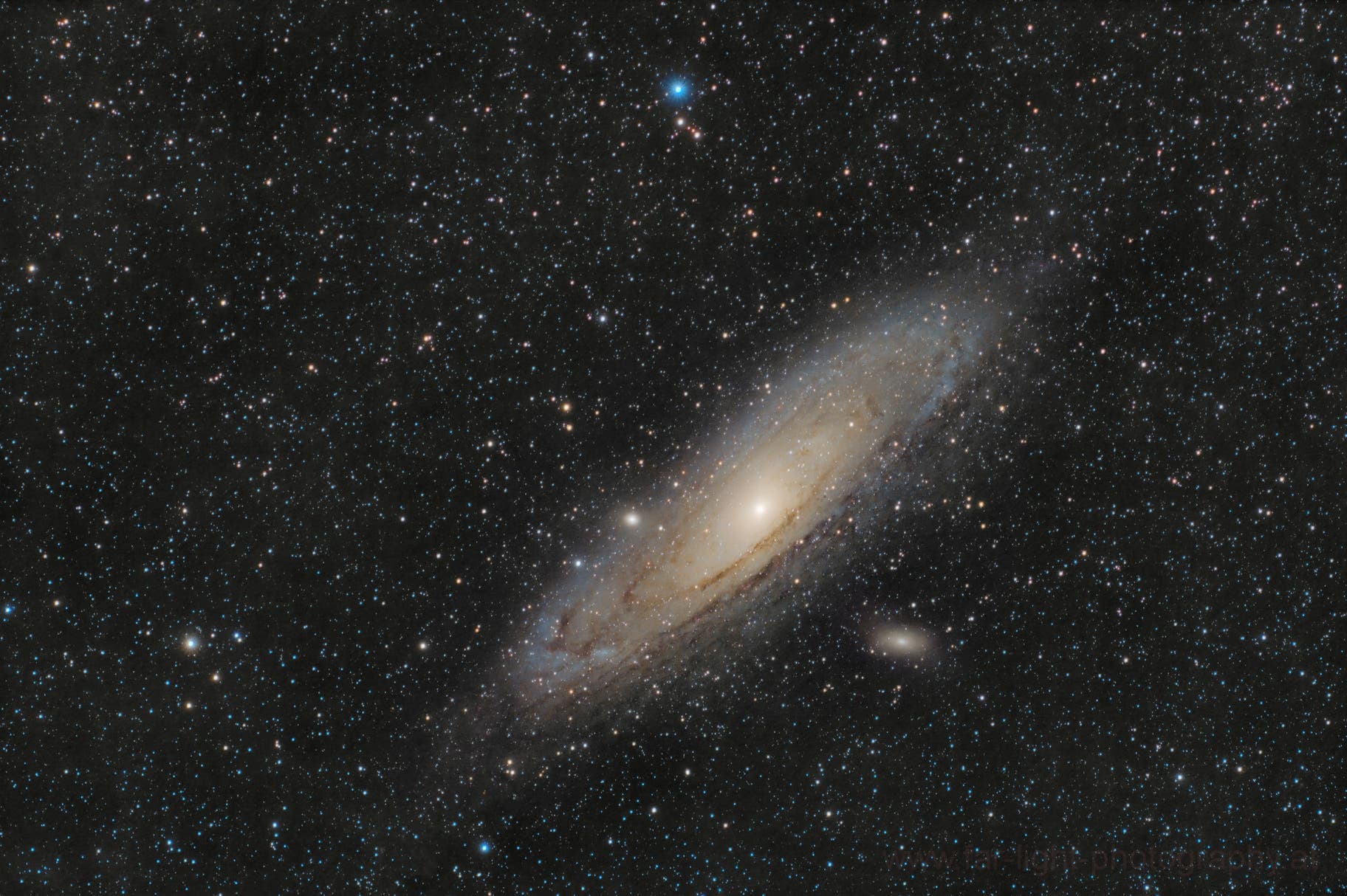 Andromedagalaxie im weiten Feld