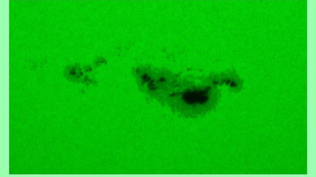Große Sonnenfleckengruppe am 25.02.2024