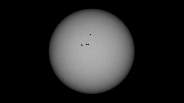 Sonne mit Fleckengruppen AR 3140 und 3141