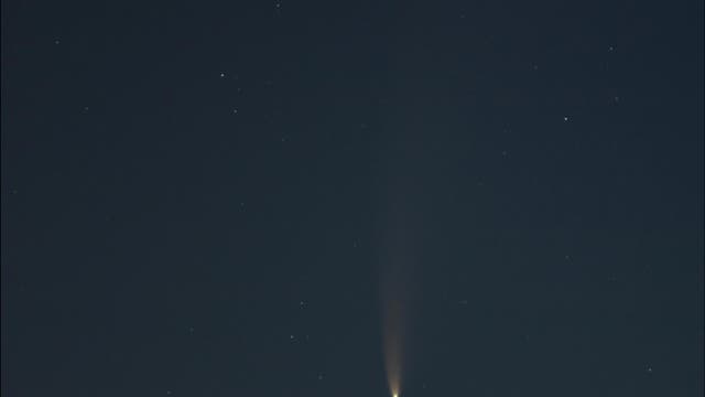 C/2020 F3 NEOWISE über der Ostsee