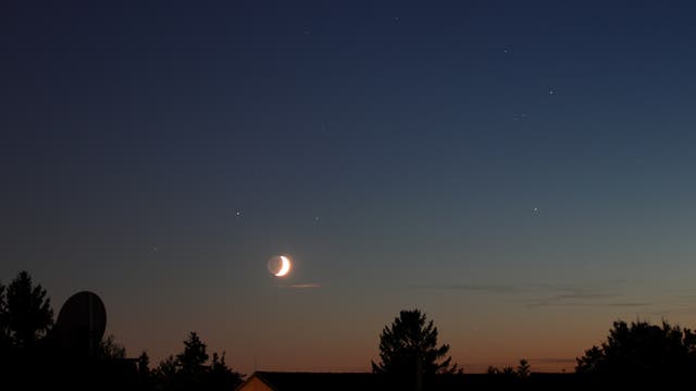 Mond bei Antares und Kopf des Skorpion