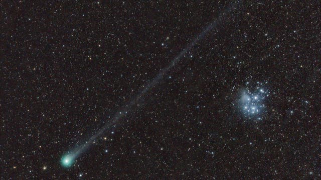 Comet Lovejoy und Plejaden