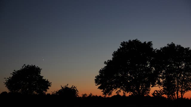 Venus nahe Jupiter am Abendhimmel über Uelzen 