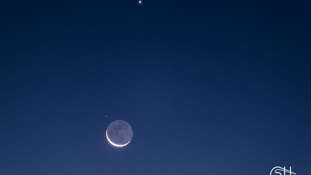 Mond, Regulus und Venus am Morgenhimmel