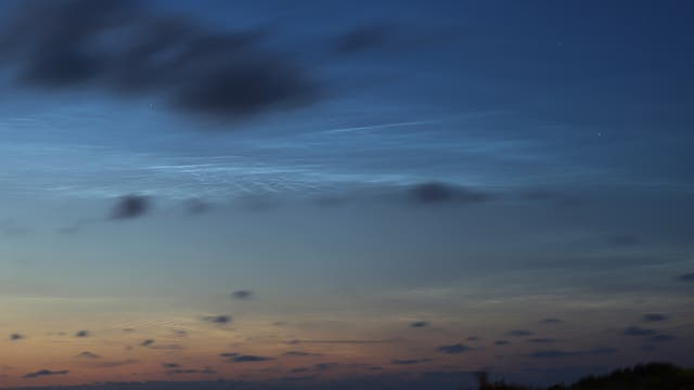 Leuchtende Nachtwolken über Borkum am 7. Juli 2018