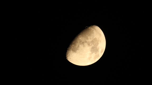 Goldene Henkel am Mond über Uelzen am 15. Februar 2019