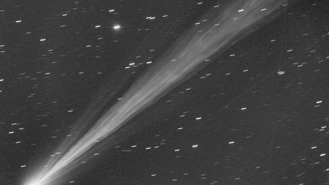 Komet Nishimura in der Nahaufnahme