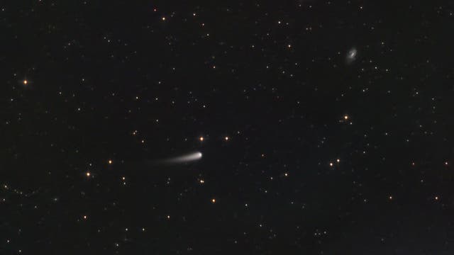 Comet C/2023 A3 (Tsuchinshan-ATLAS) ans galaxies