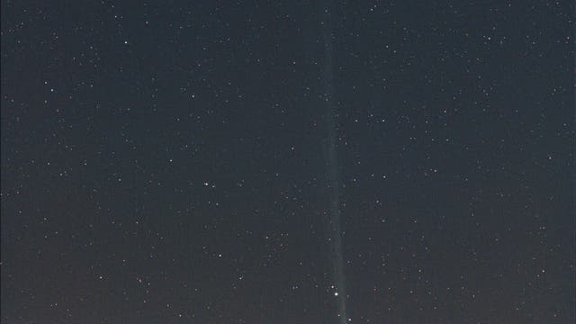 Comet Nishimura at dawn
