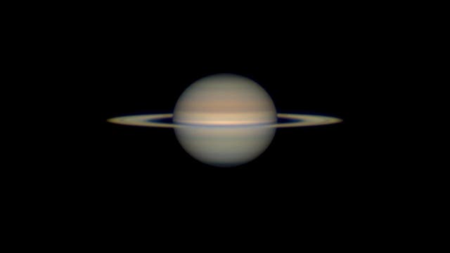 Saturn in der Nacht der Opposition