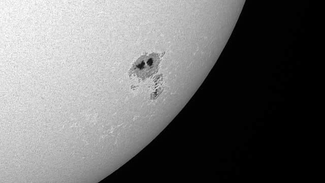 Sonnenfleckengruppe 14079