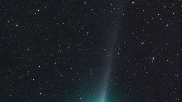 Komet C/2025 R2 (SWAN)