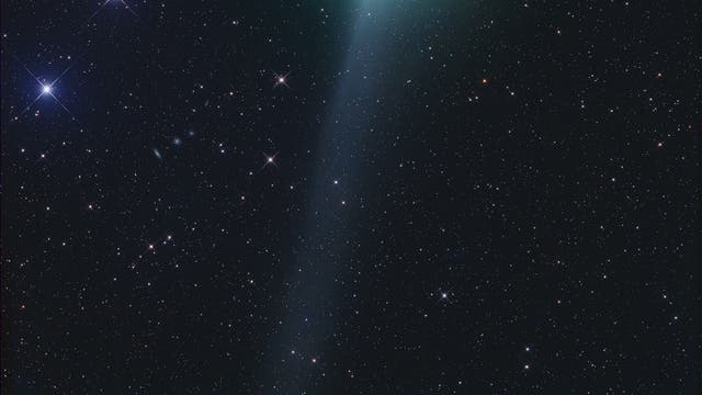 Komet C/2025 R2 (SWAN)