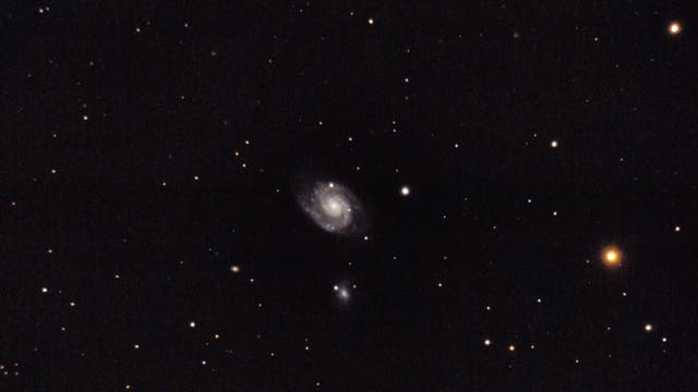 NGC 3893
