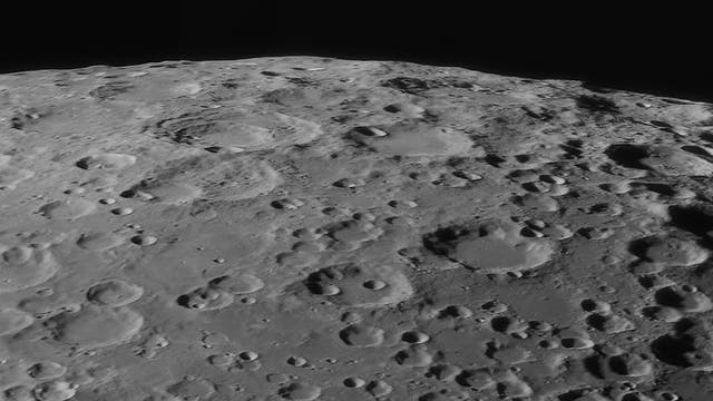 Mond-Nahaufnahme vom 18. Januar 2024