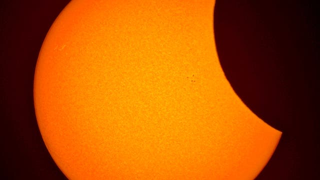 Partielle Sonnenfinsternis 10. Juni 2021