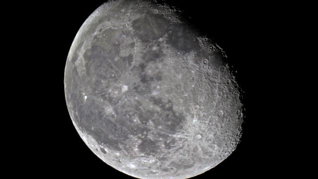 Mond am 27. Februar 2016