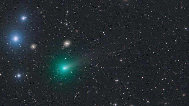 Komet im Virgo-Galaxienhaufen