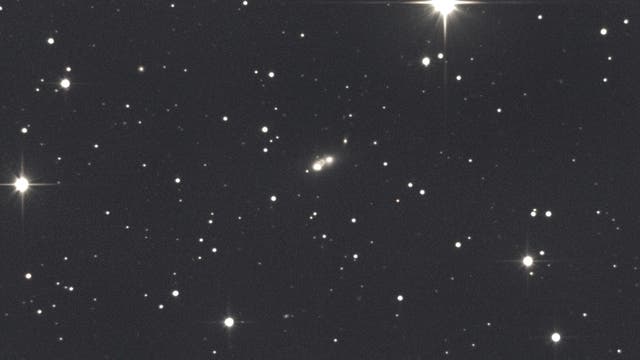 Arp 118 – NGC 1141/NGC 1144 – irreguläre Galaxien im Walfisch 