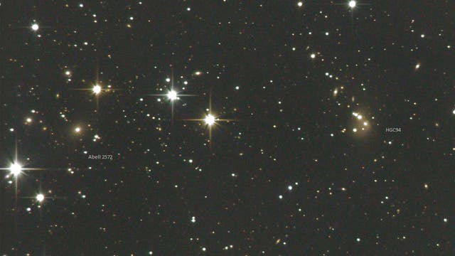 Abell 2572 mit ARP170 (Hickson Compact Group 94)  in Pegasus