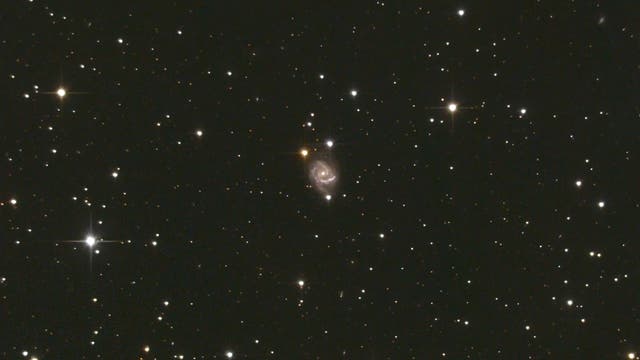 NGC 7678 (Arp 28) zum Vergleich
