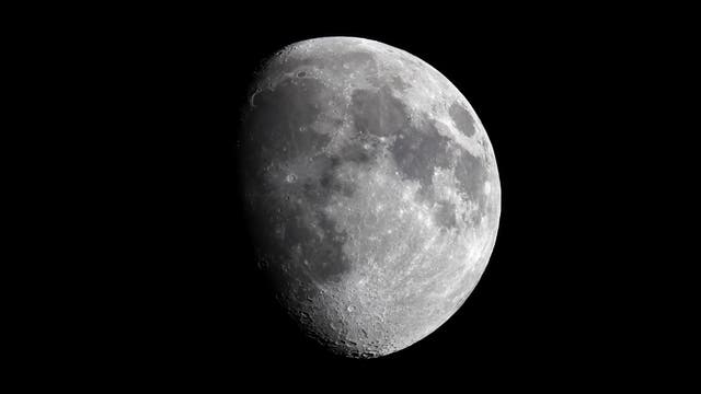 Mond am 30. Mai 2023